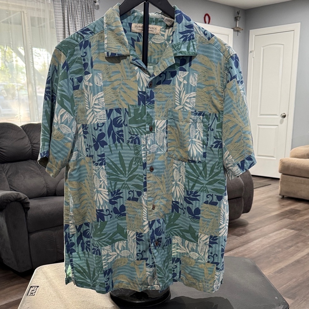 Island Republic Men's Casual Shirt - Blue and Green Tropical Print